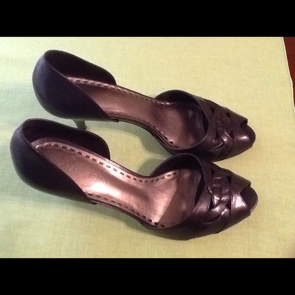 Navy heel - Picture 4 of 4